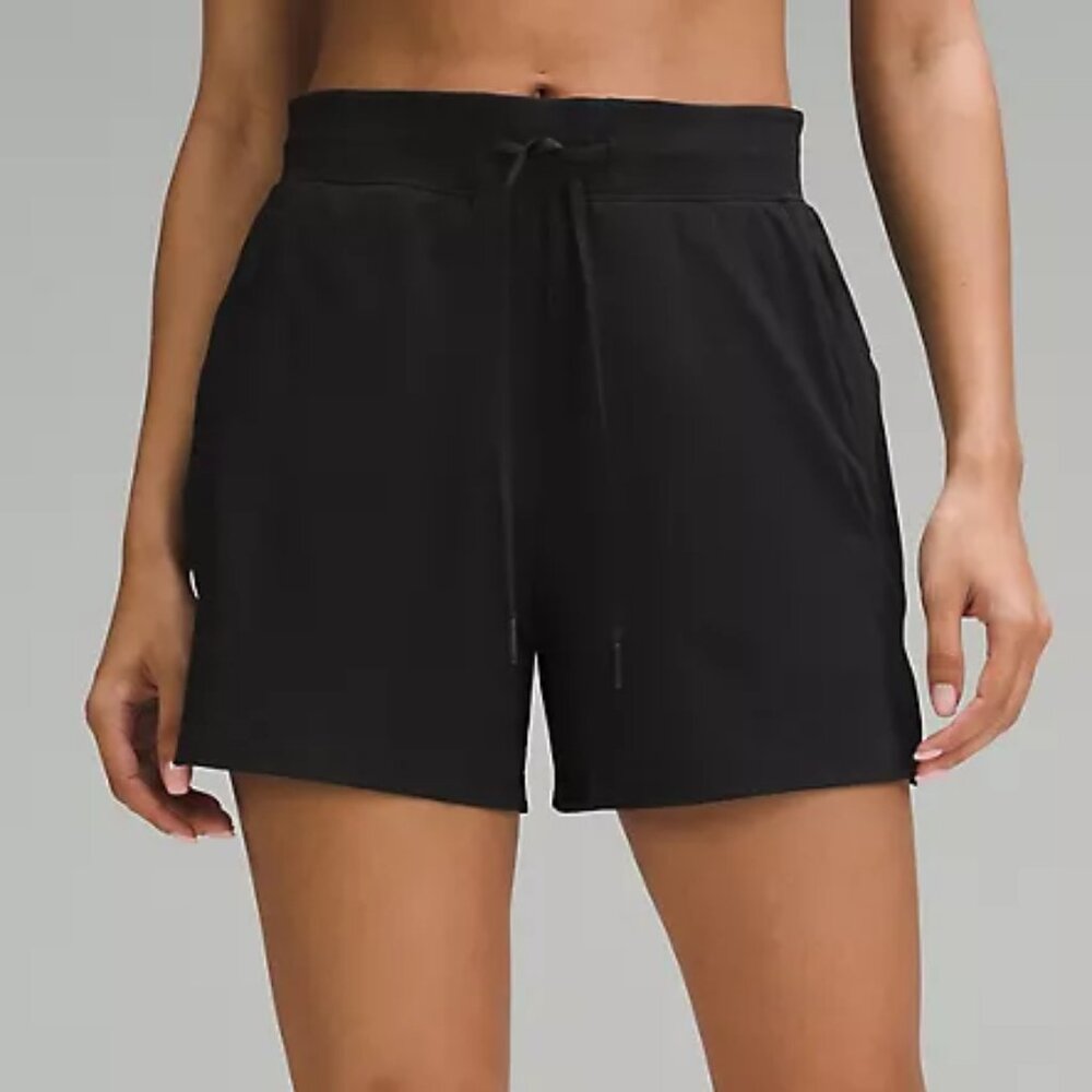 License to Train High-Rise Short 4"